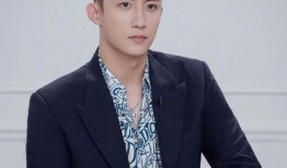 黄景瑜恋情爆料最新情况,神秘女友身份曝光，恋情细节引热议